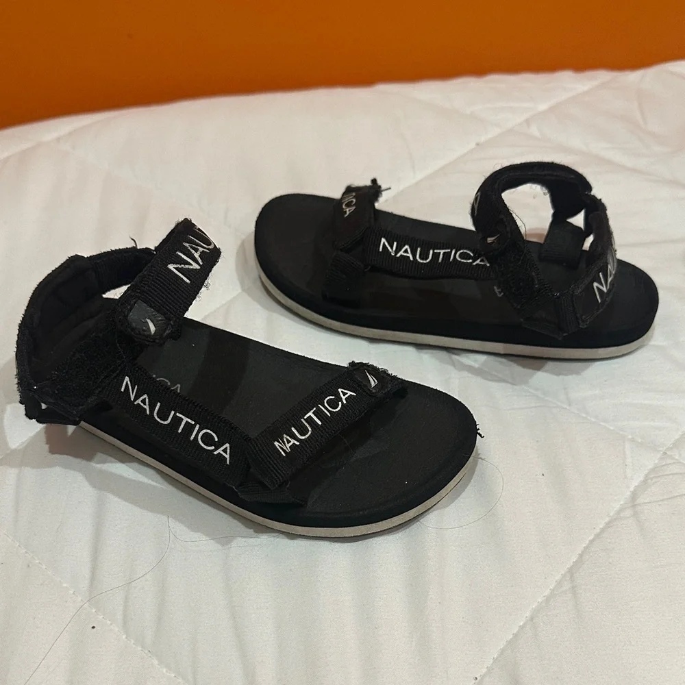 NWOT Nautica Black Adjustable Sandals size 11
